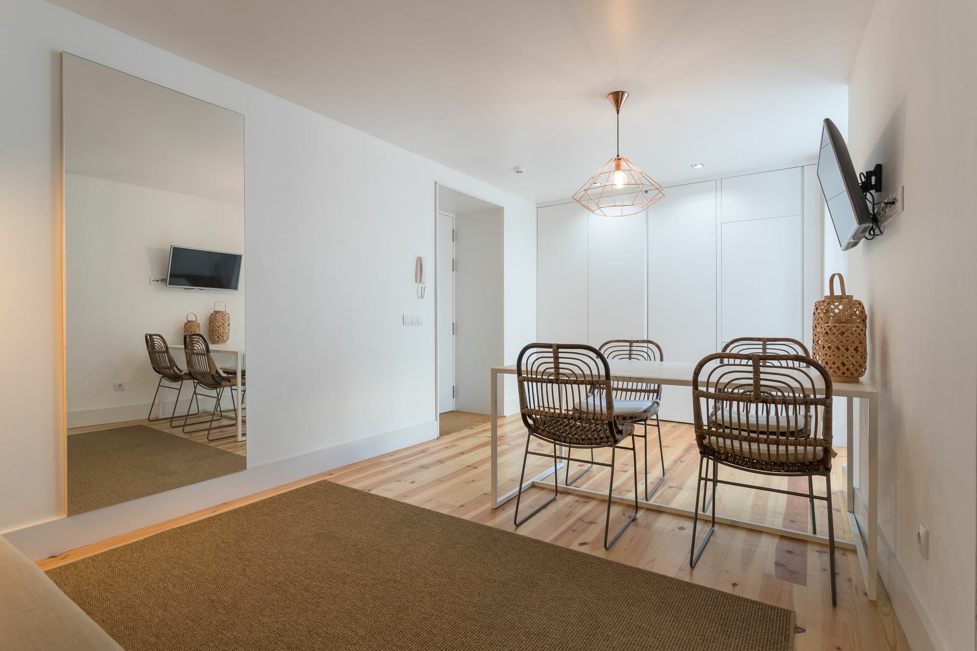 Chiado And One-bedroom - By Lu Holidays Apartment